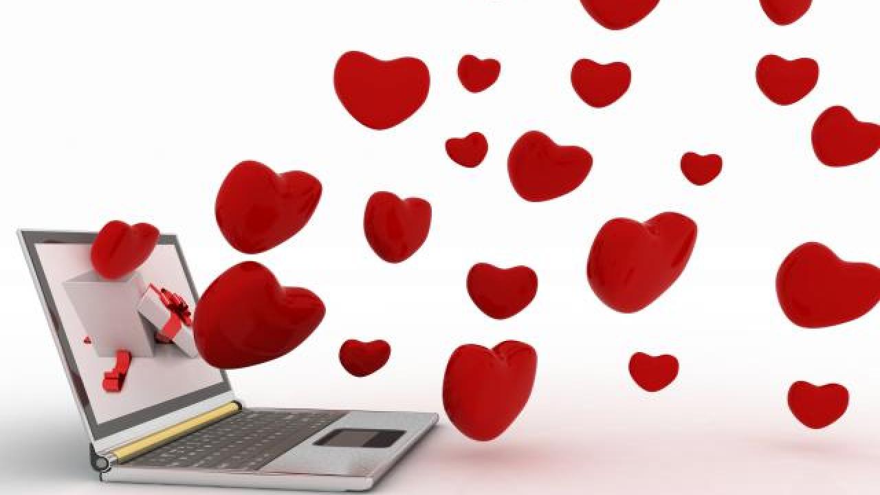 Ils ont rencontré l'amour sur internet : voici leurs belles histoires