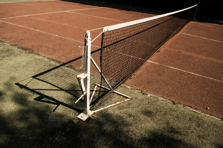Pour votre terrain de tennis, choisissez le bon