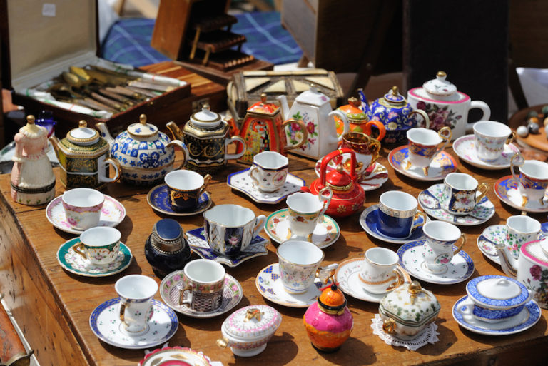Le succès des brocantes et des vide-greniers Le succès des brocantes et des vide-greniers