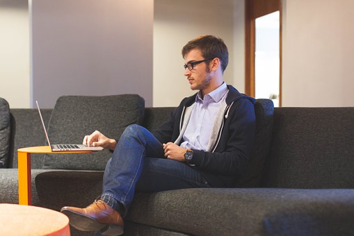 Comment s’habiller au travail sans remontrances ? Comment s’habiller au travail sans remontrances ?