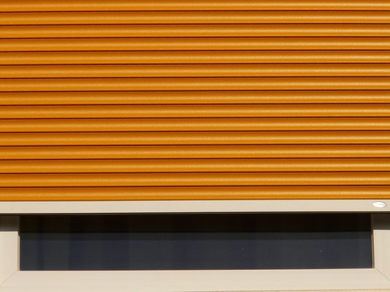 Rénovation de maison : pourquoi les particuliers optent pour les volets roulants ? Rénovation de maison : pourquoi les particuliers optent pour les volets roulants ?