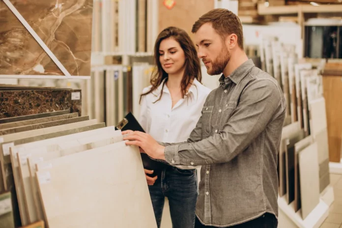 Choix du carrelage en magasin de bricolage