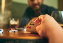 Le guide complet des variantes de poker sur un casino en ligne joueur de poker