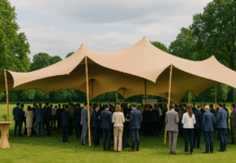 Pourquoi les entreprises investissent dans des tentes stretch pour leurs séminaires